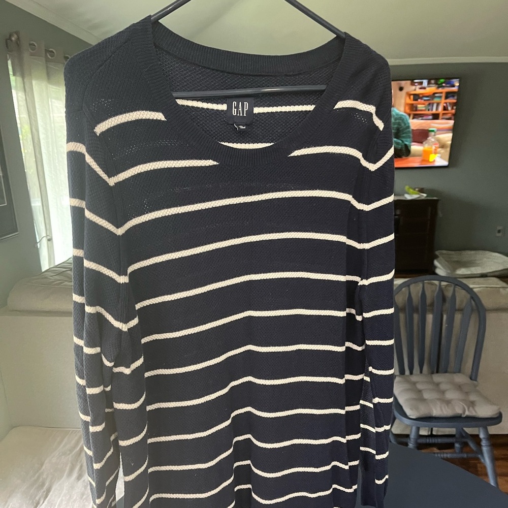 GAP Womans Navy and White Striped Crewneck Sweater